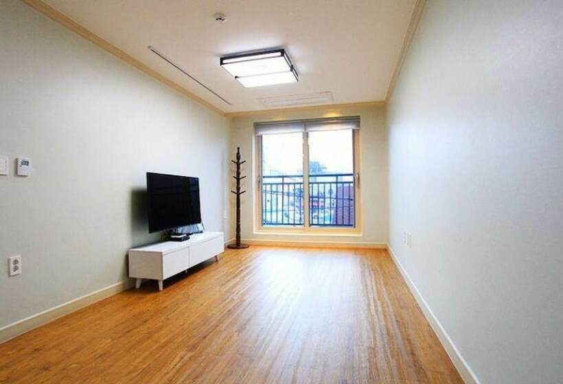 Yanggu Jumoknamu Pension