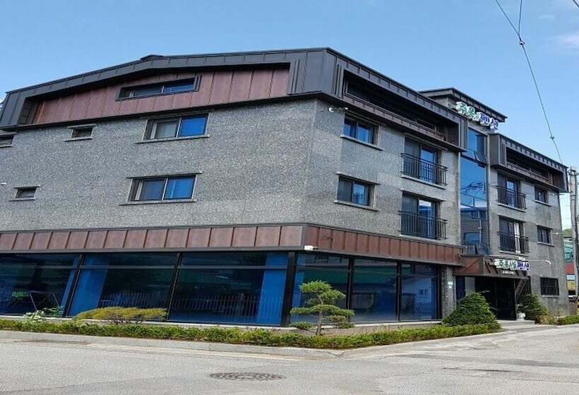 Yanggu Jumoknamu Pension