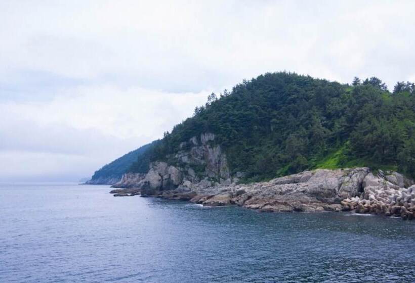 Yeosu Sky Sea House Pension