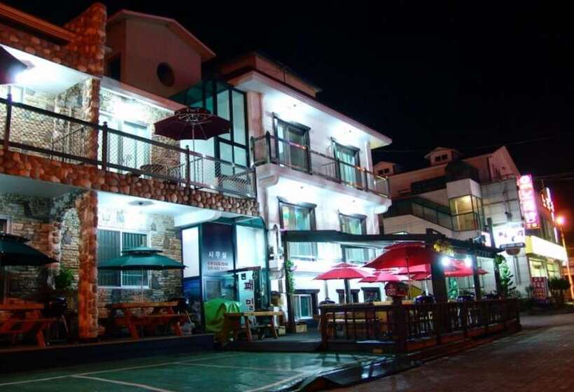 Boryeong Family Pension