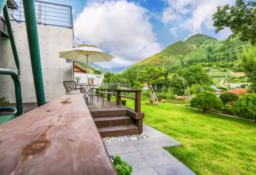 Danyang Handemy House Pension