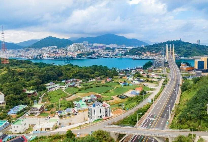 Yeosu Etoile Pension