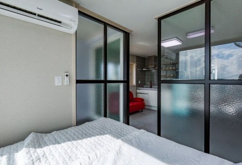 Yeosu Etoile Pension