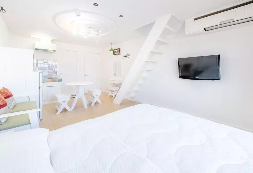 Gangneung Five Moon  Pension