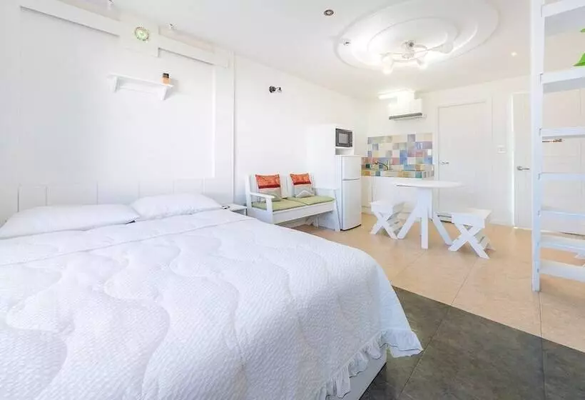 Gangneung Five Moon  Pension