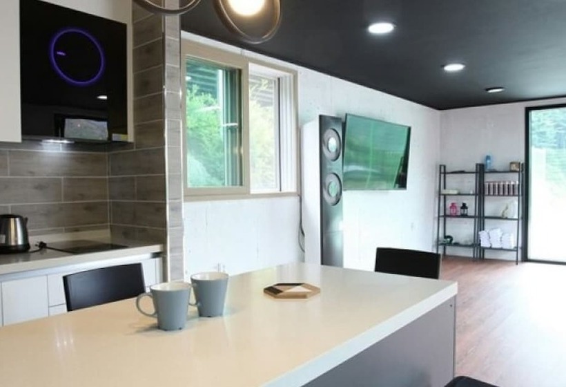 Gapyeong Gangsibong Mirinae Pension