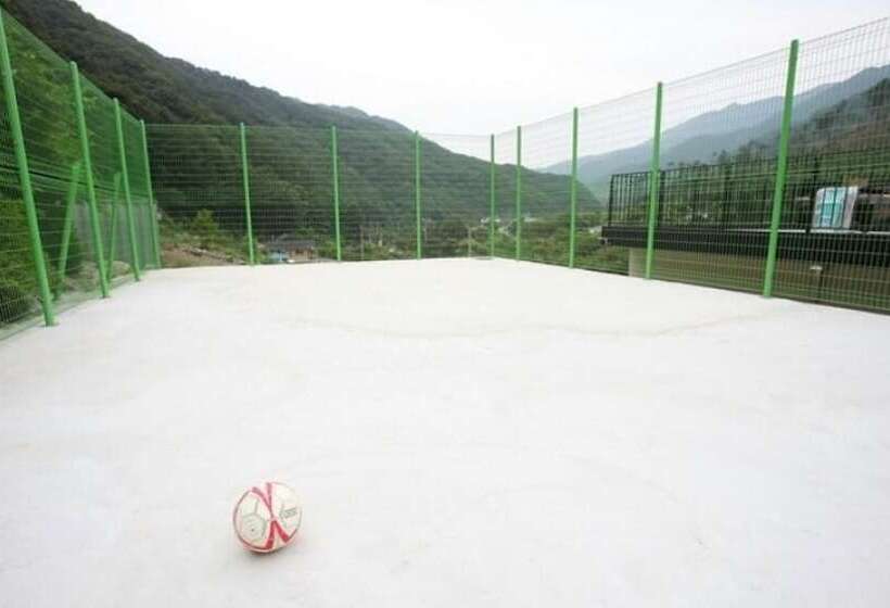 Gapyeong Gangsibong Mirinae Pension