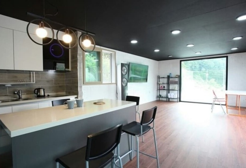 Gapyeong Gangsibong Mirinae Pension