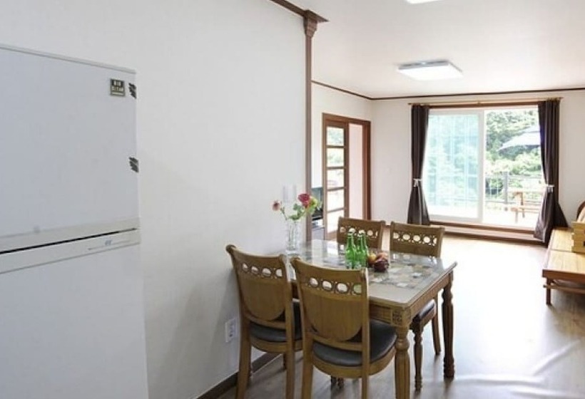 Gapyeong Gangsibong Mirinae Pension