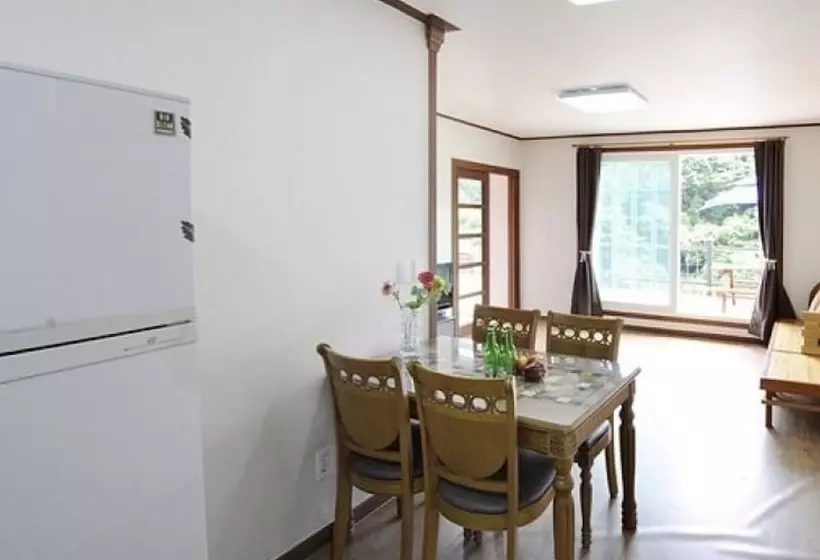 Gapyeong Gangsibong Mirinae Pension