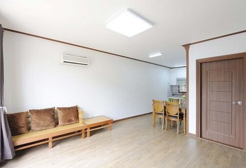 Gapyeong Gangsibong Mirinae Pension