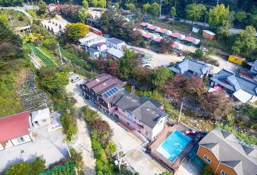 Gapyeong Rainbow Pension