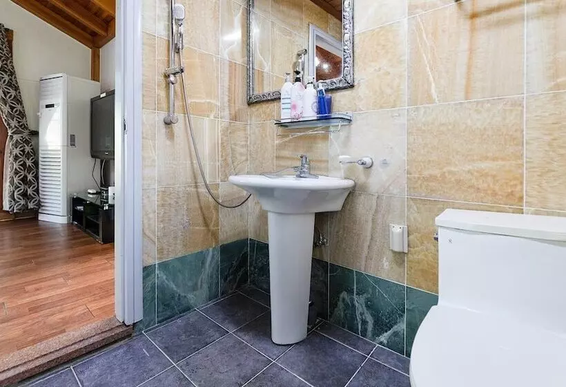 Gapyeong Rainbow Pension