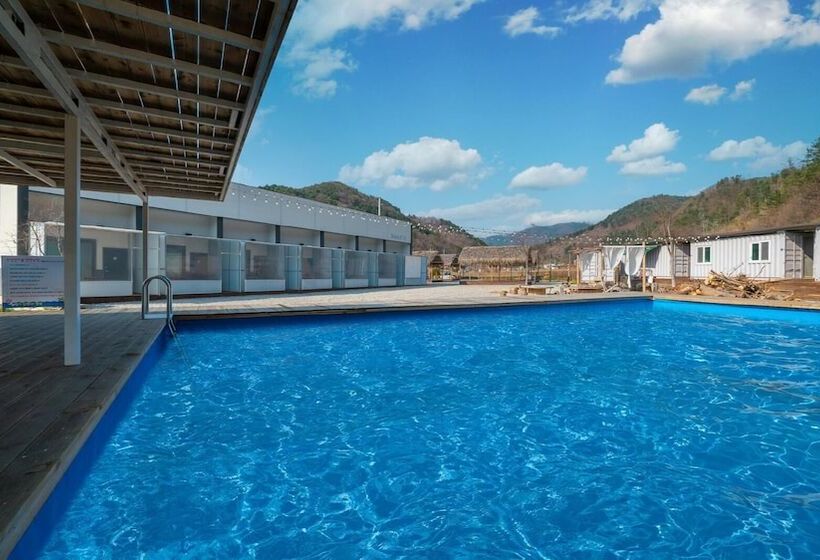 Gapyeong Yeoldudal Spapension&camping