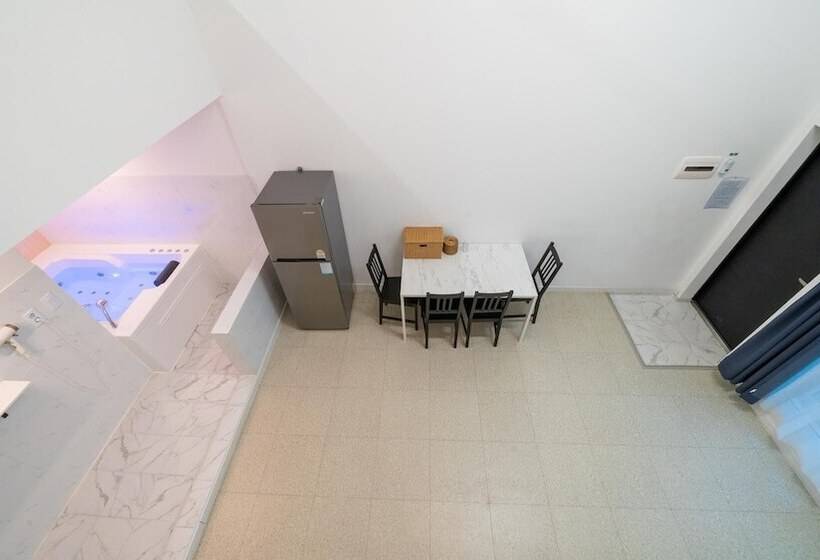 Gapyeong Yeoldudal Spapension&camping