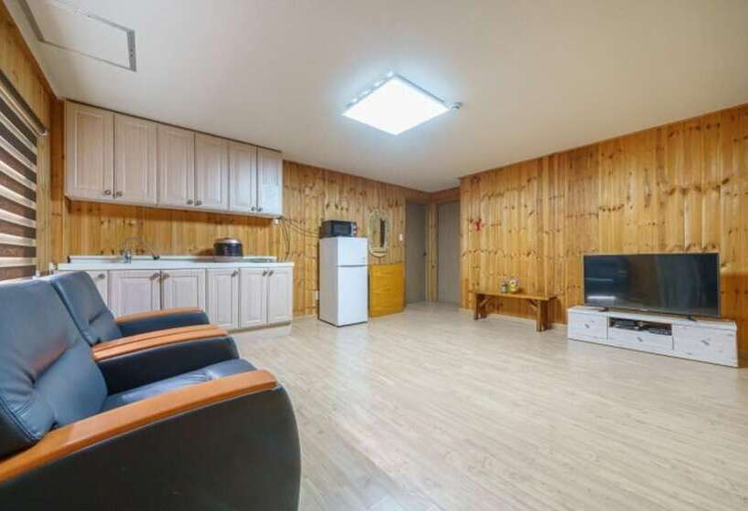 Gapyeong Yumyeong Mountain Pension