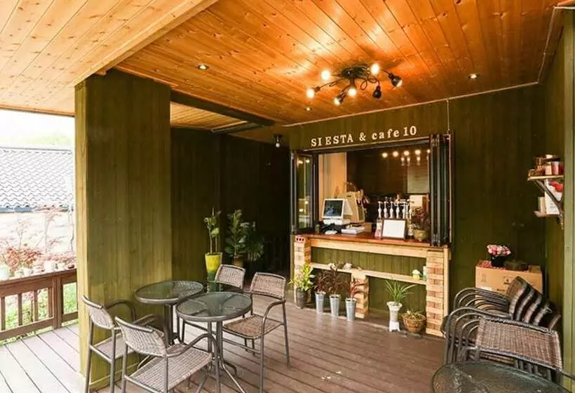 Geochang Siesta Pension