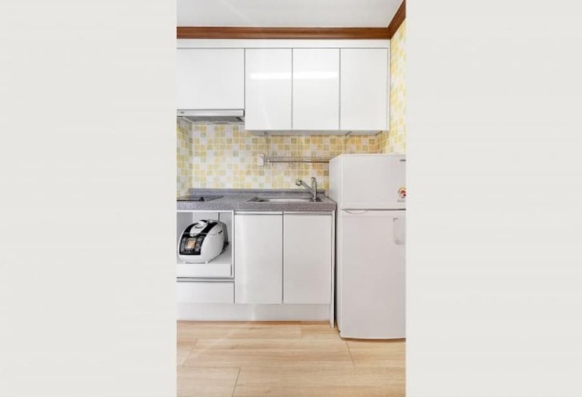 Geojedo Paradise Pension