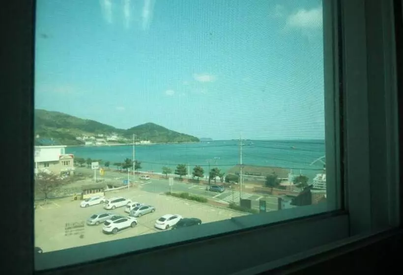 Geojedo Park Munsu Pension