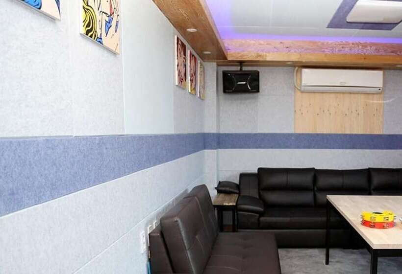 Gongju Donghaksa Moodwa Pension