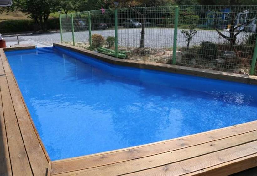 Gongju Donghaksa Moodwa Pension