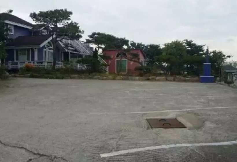 Gyeongju Hillmare Pension