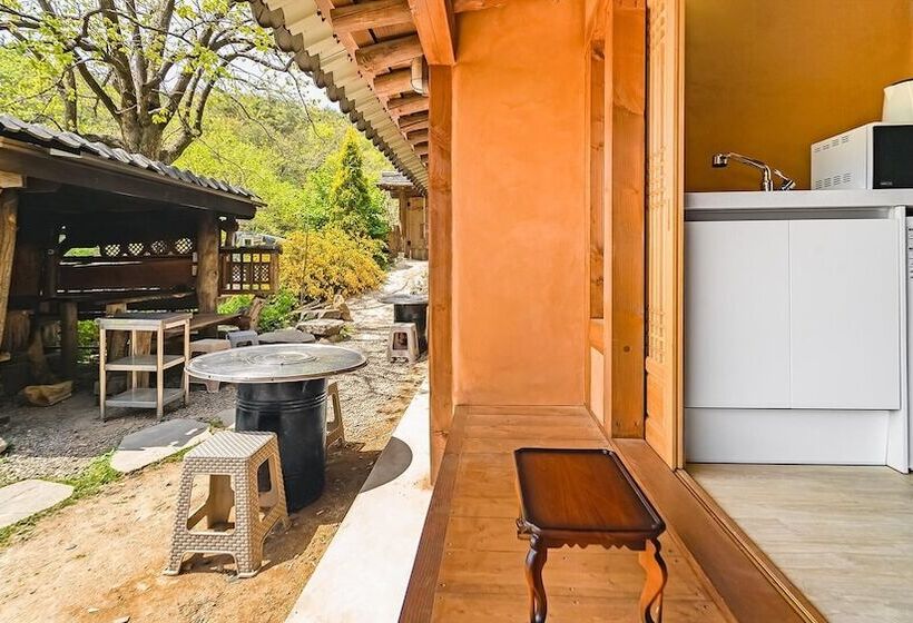 Gyeongju Seokgulam Pension