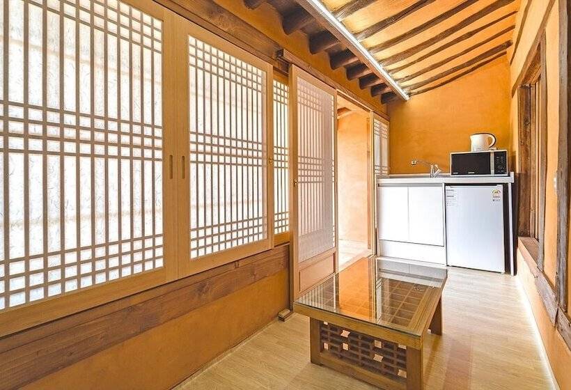 Gyeongju Seokgulam Pension