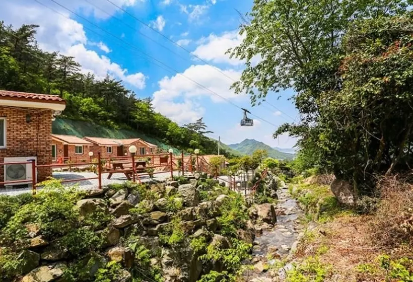 Haenam Duryunsan Tourist Pension