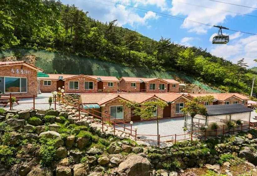 Haenam Duryunsan Tourist Pension