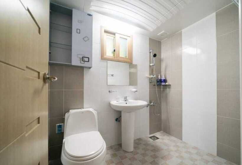 Haenam Duryunsan Tourist Pension