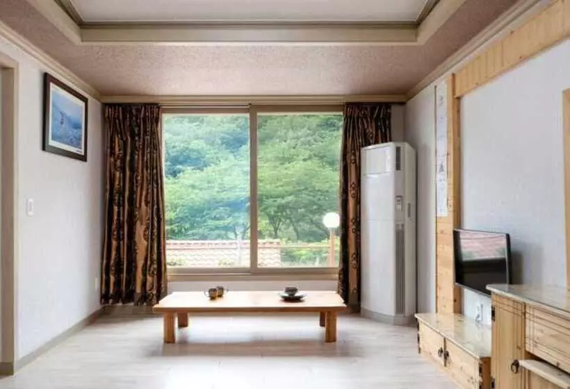 Haenam Duryunsan Tourist Pension