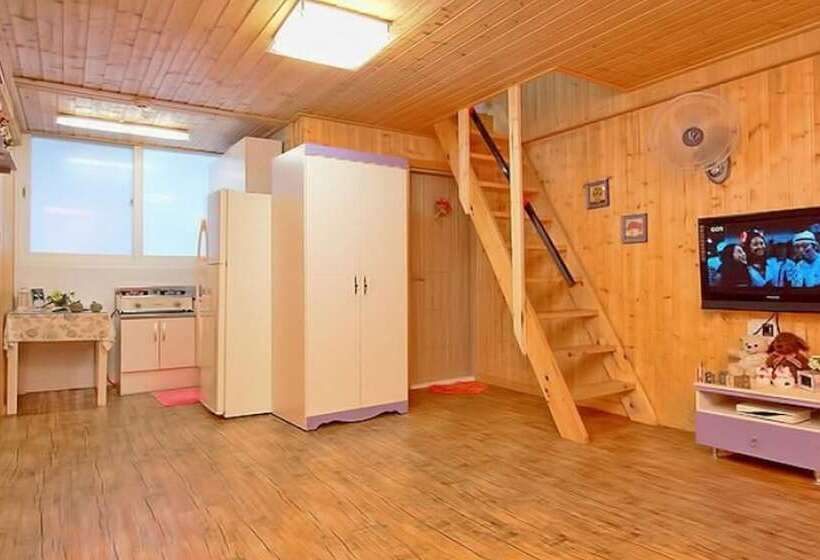 Hongcheon Bandi S Herb Pension