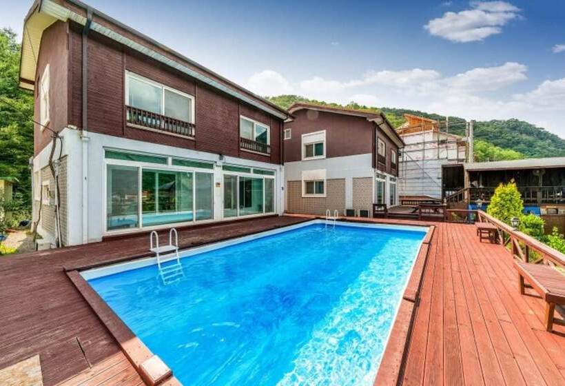 Hongcheon Tteul Pension