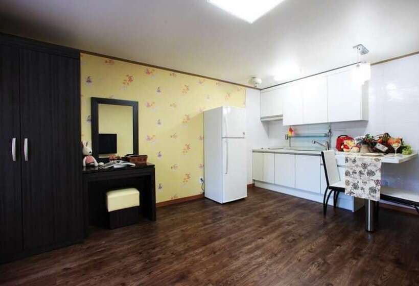 Jeongseon Sansol Pension