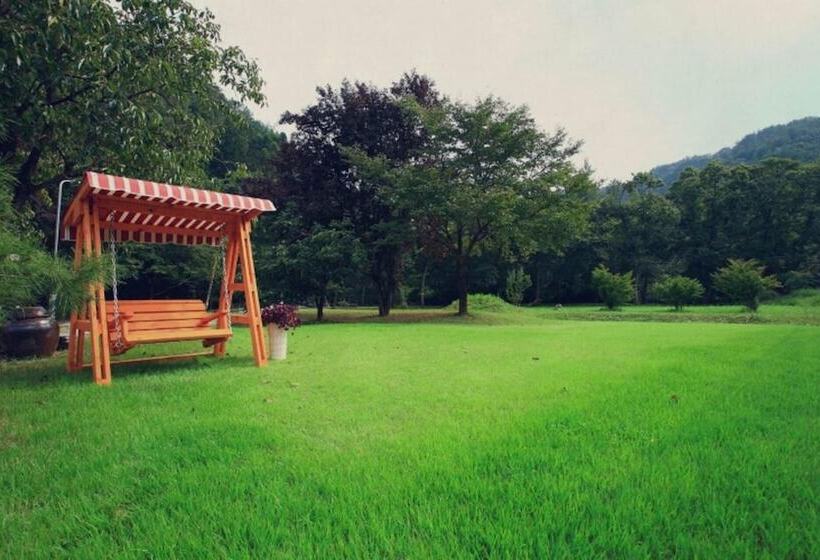 Damyang Maple Pension