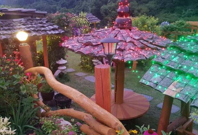 Muju Heukjip Punggyeong Pension