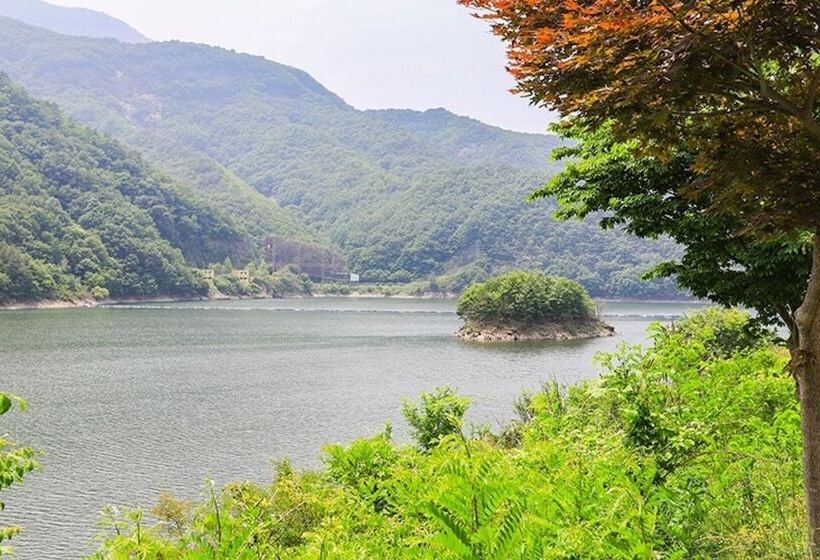 Muju Mulangae Pension