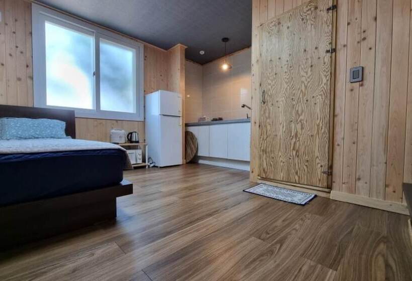 Muju Windmills And Streams Pension