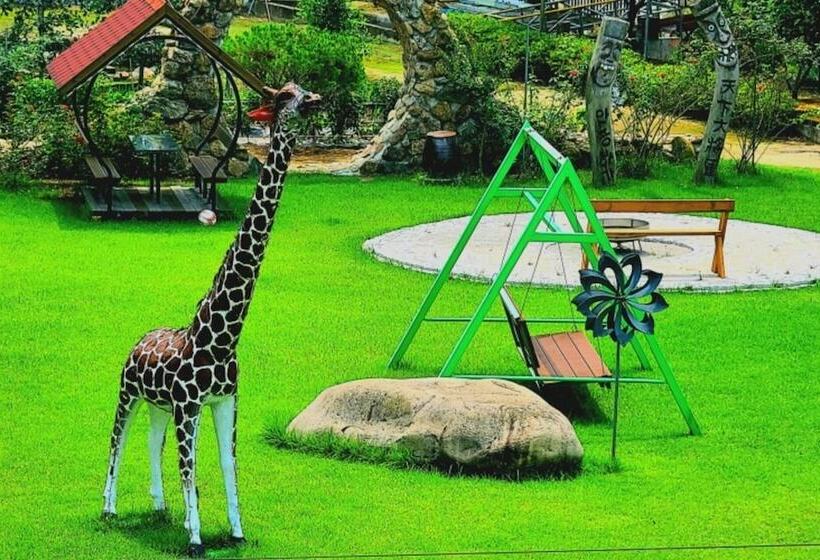 Muju Windmills And Streams Pension