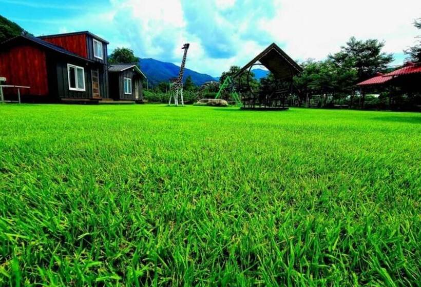 Muju Windmills And Streams Pension