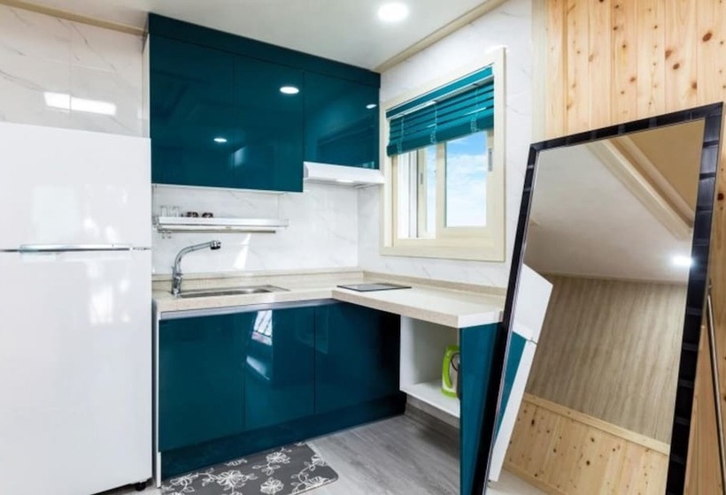 Namhae Badapunggyeong Pension Dosieobu