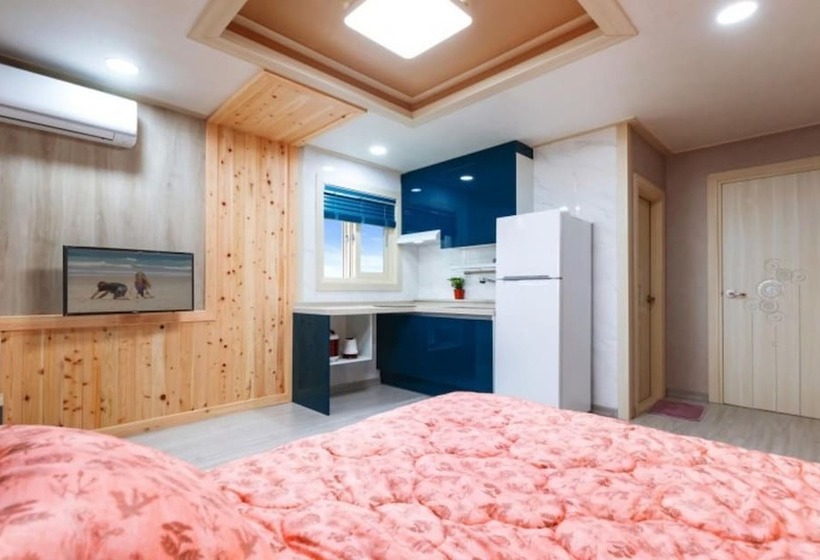 Namhae Badapunggyeong Pension Dosieobu