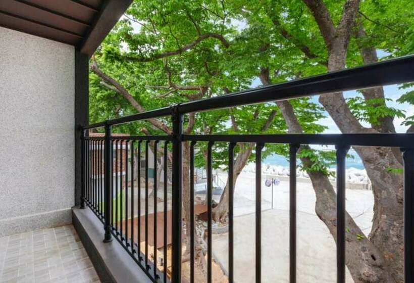 Namhae Badapunggyeong Pension Dosieobu