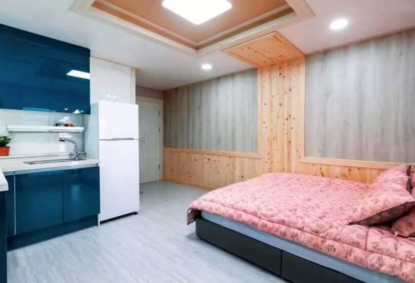 Namhae Badapunggyeong Pension Dosieobu