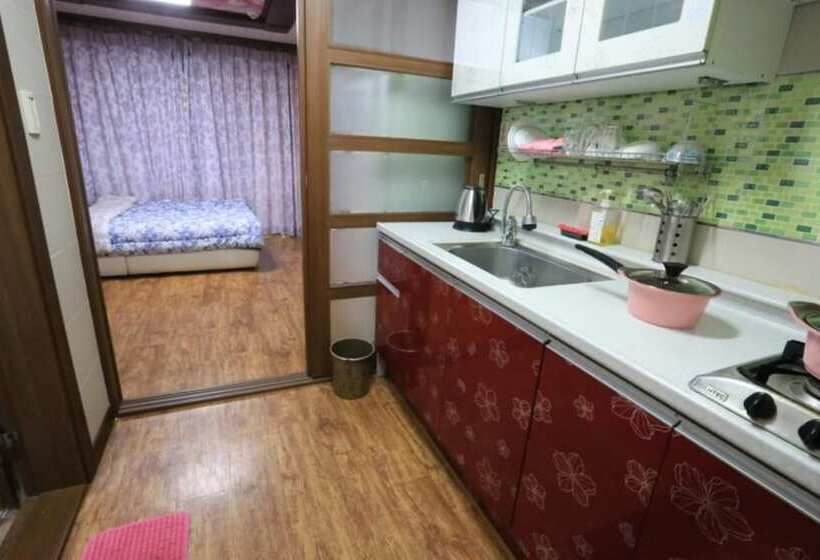 Namhae Enmorae Pension