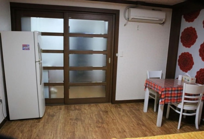 Namhae Enmorae Pension