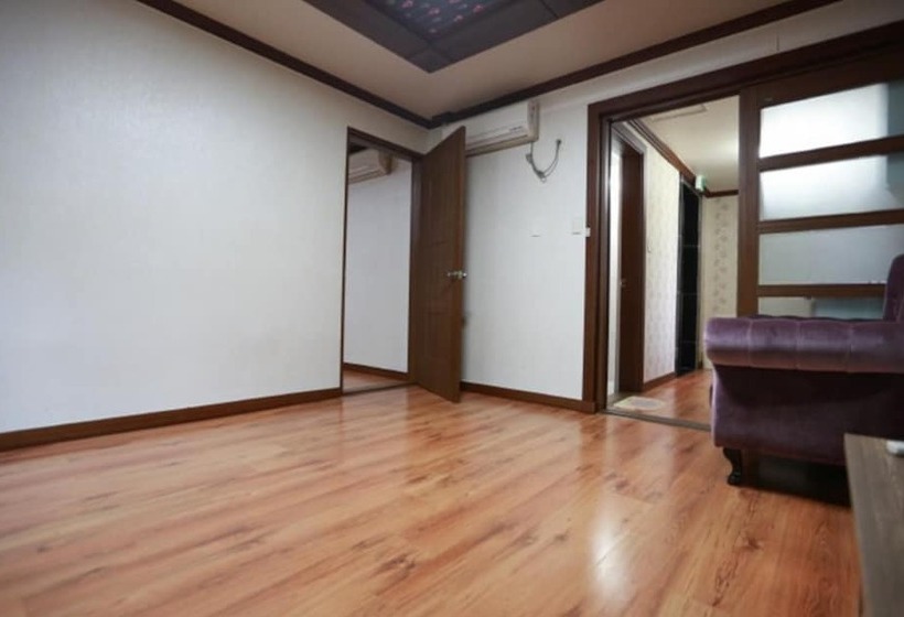 Namhae Enmorae Pension