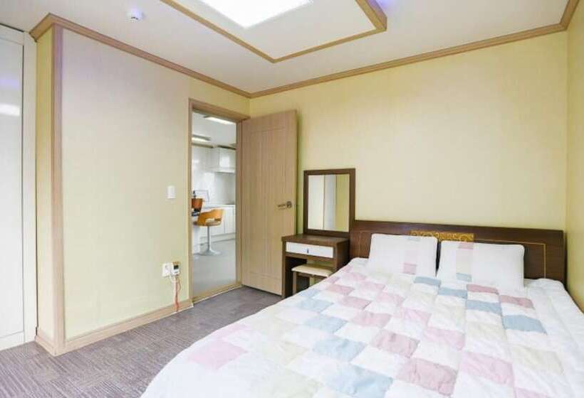 Geojedo Nomad Pension