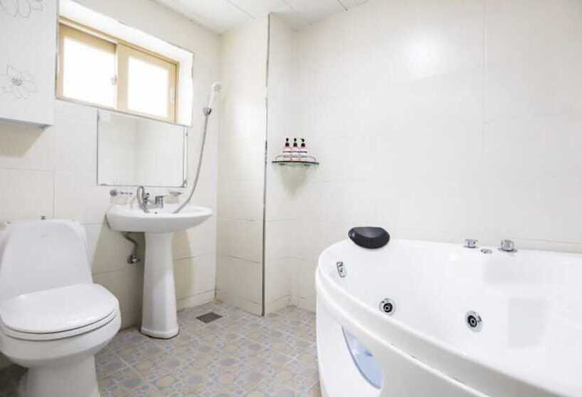 Geojedo Nomad Pension